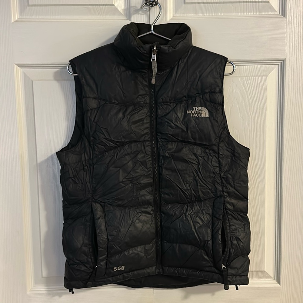 The North Face vest 550